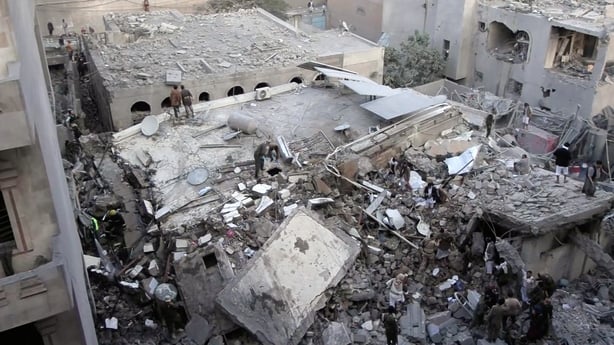 SANA'A, YEMEN - SEPTEMBER 25: (EDITOR'S NOTE: This Handout photo was provided by a third-party organization and may not adhere to Getty Images' editorial policy.) In this handout image provided by the Houthi Media Center, people try to help survivors under rubble after Israeli airstrikes on a reside
